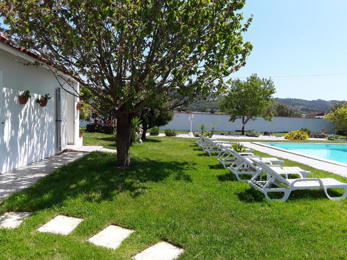 Bed and Breakfast Quinta Camargue Cela Velha Exterior foto