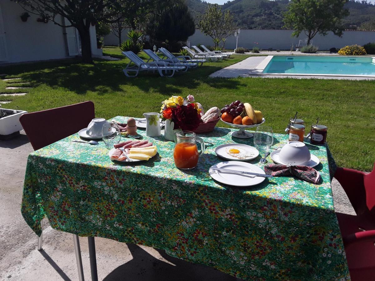 Bed and Breakfast Quinta Camargue Cela Velha Exterior foto