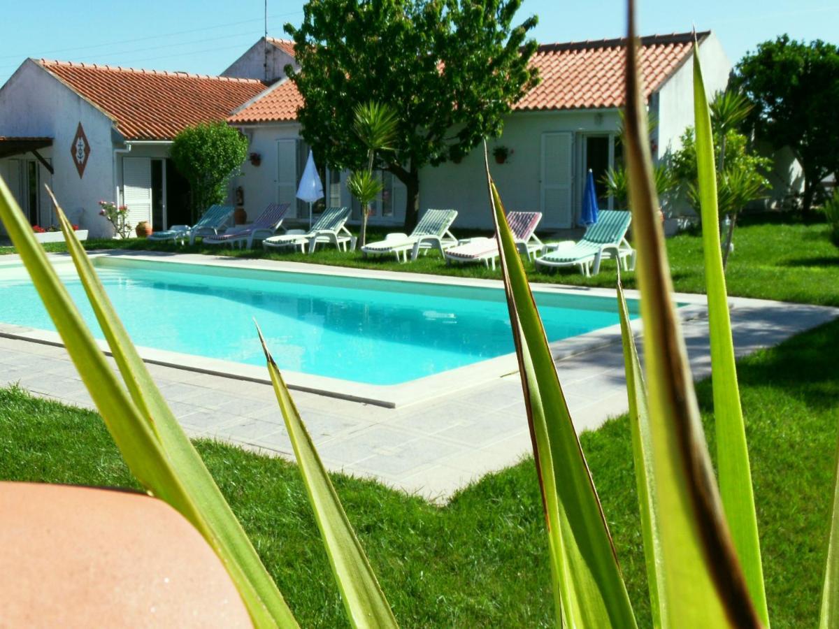 Bed and Breakfast Quinta Camargue Cela Velha Exterior foto